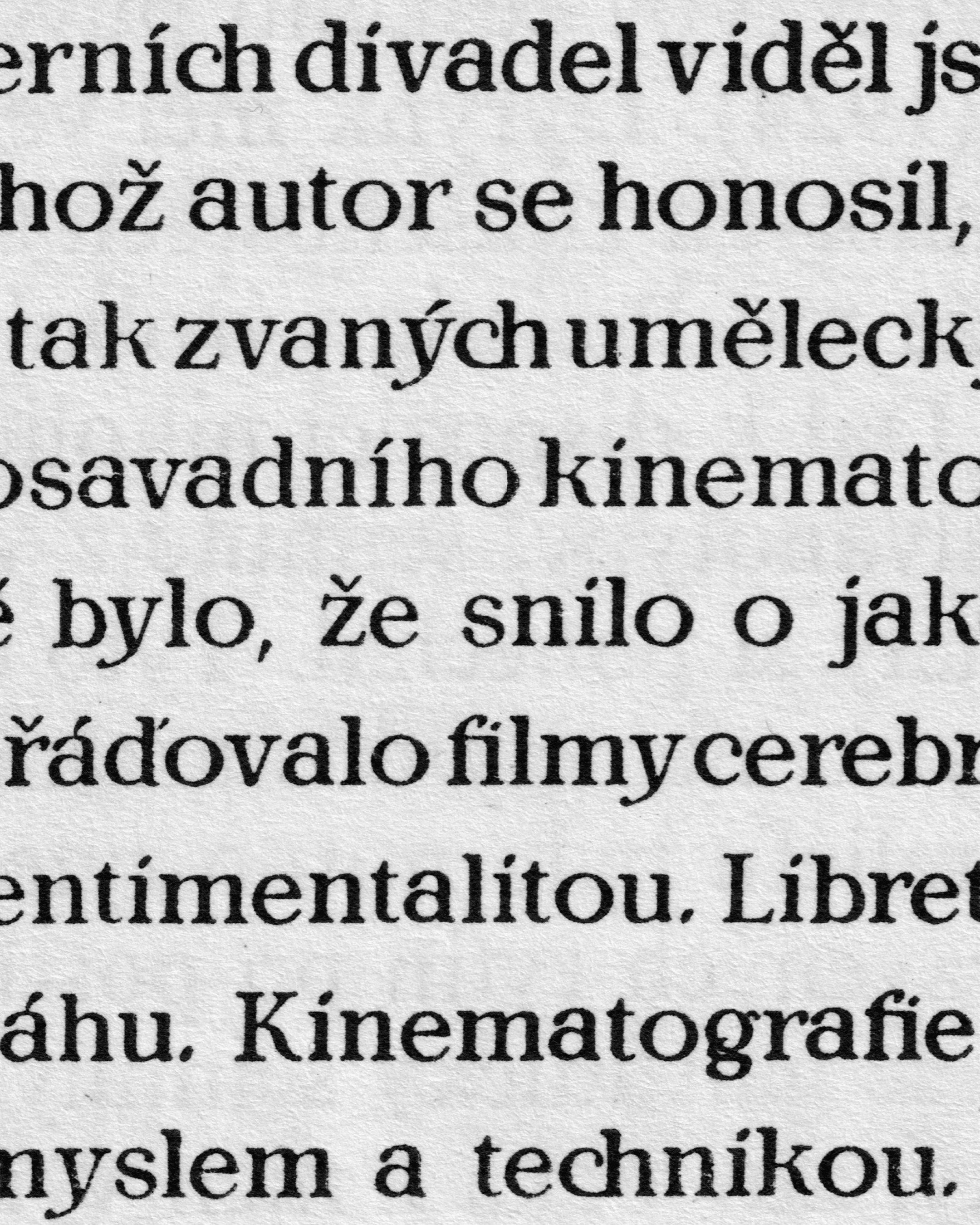 Slavoboj Tusar, roman typeface used for the Paris exhibition, 1924, Průmyslová tiskárna. A few distinctive touches that Tusar used in his typeface designs. Notice that charming “g”!